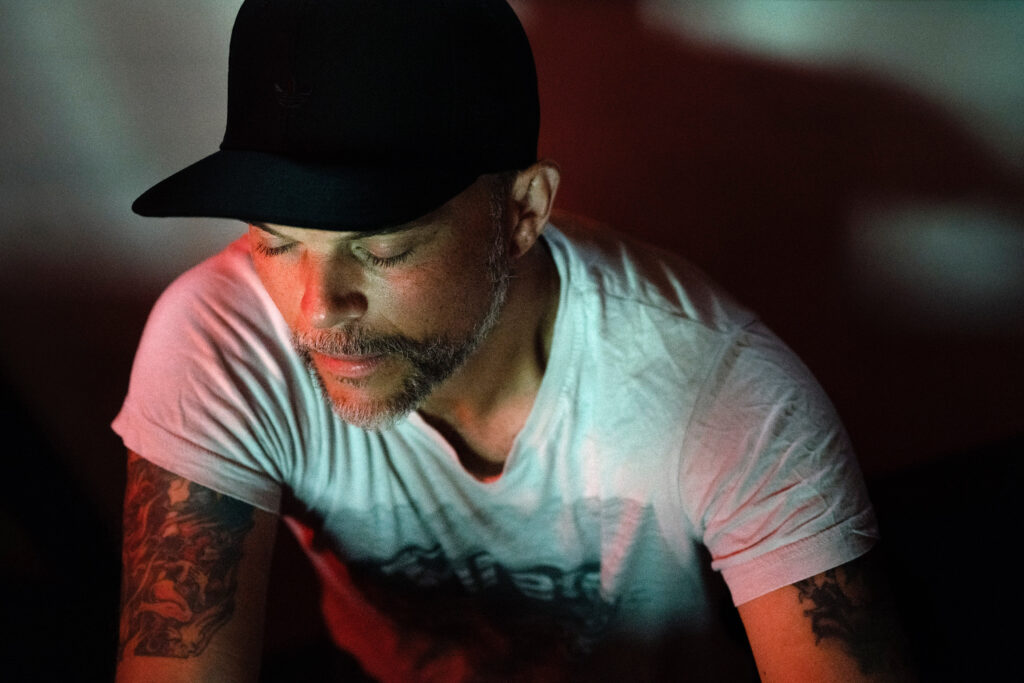 Watt White artist thumbnail