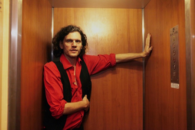 Jonathan Spottiswoode artist thumbnail