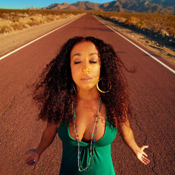 Sophia Ramos artist thumbnail